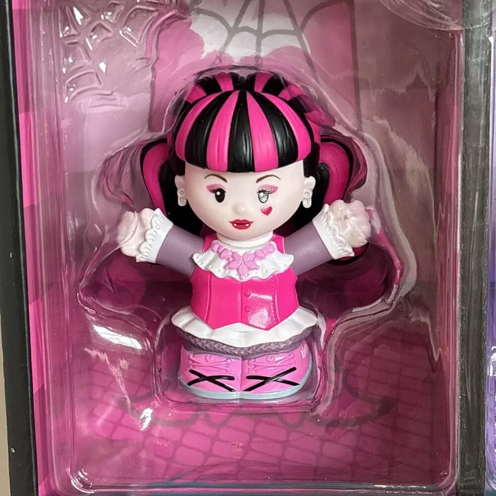 Little People monster high